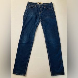 Hollister Skinny Jean (Wears like Straight Jean Style) Cotton Blend - Size 9L